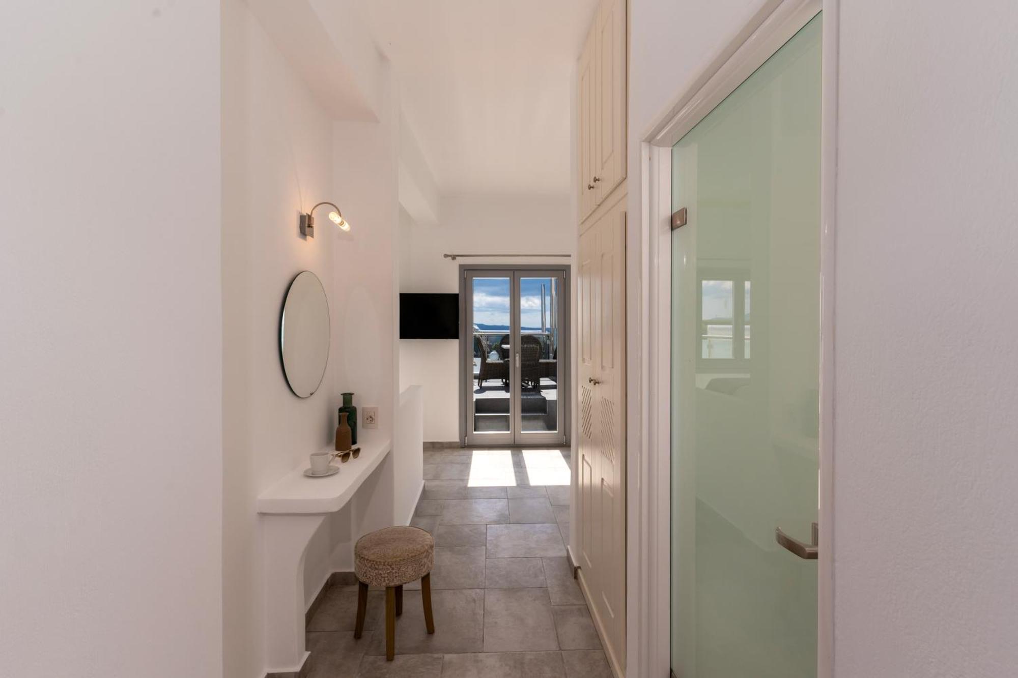 Enalion White Suites Oia Exteriér fotografie